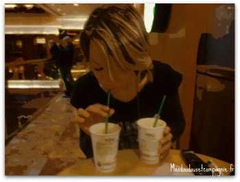 moi au starbuck NYC