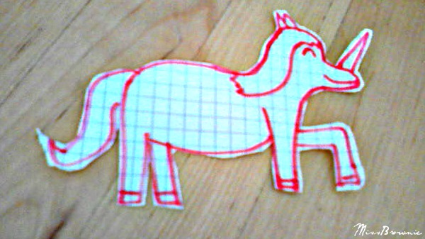licorne-bizarre-etrange licorne-bizarre-etrange