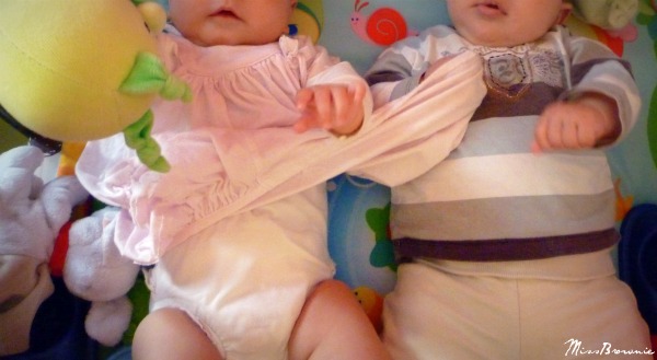 soulever-robe-fille soulever-robe-fille