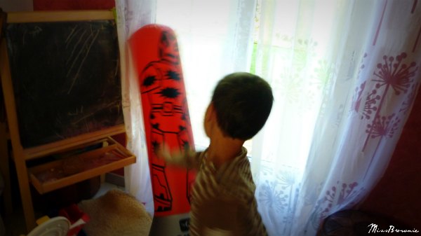 punching-bag-junior punching-bag-junior