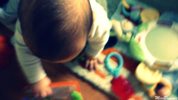 mon-bebe-8-mois mon-bebe-8-mois