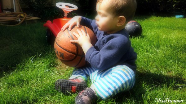 bebe-ballon-basket